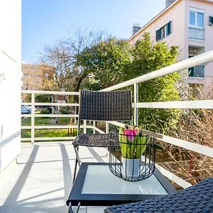 Bed & Breakfast Centre Zlatan Rooms&studio, Split