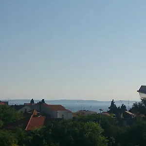 Near The Beach Apartament