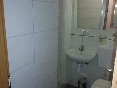 Hotel Zagreb Spalato 2*,  Croazia