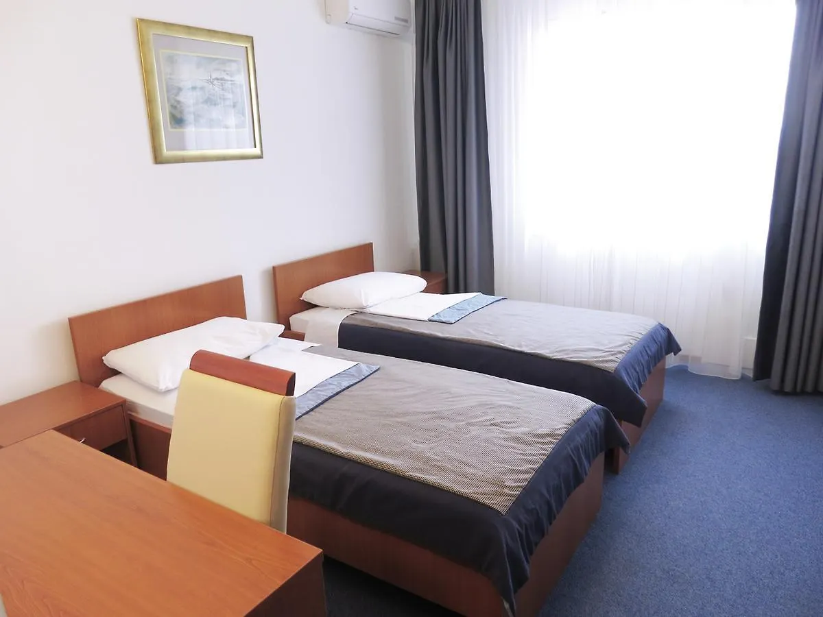 **  Hotel Zagreb Spalato Croazia